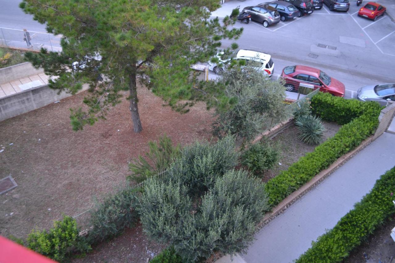 Apartamento Marie Claire Térmoli Exterior foto