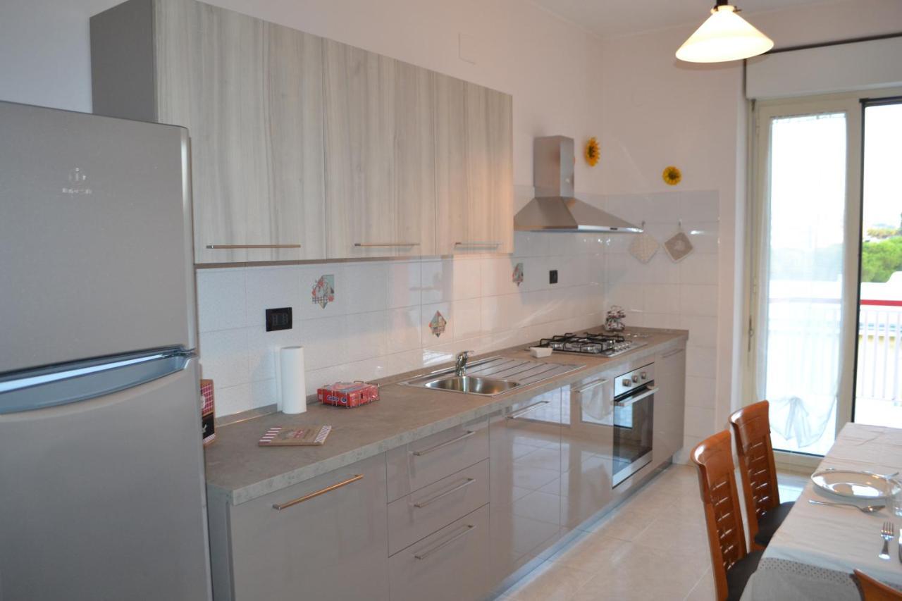 Apartamento Marie Claire Térmoli Exterior foto